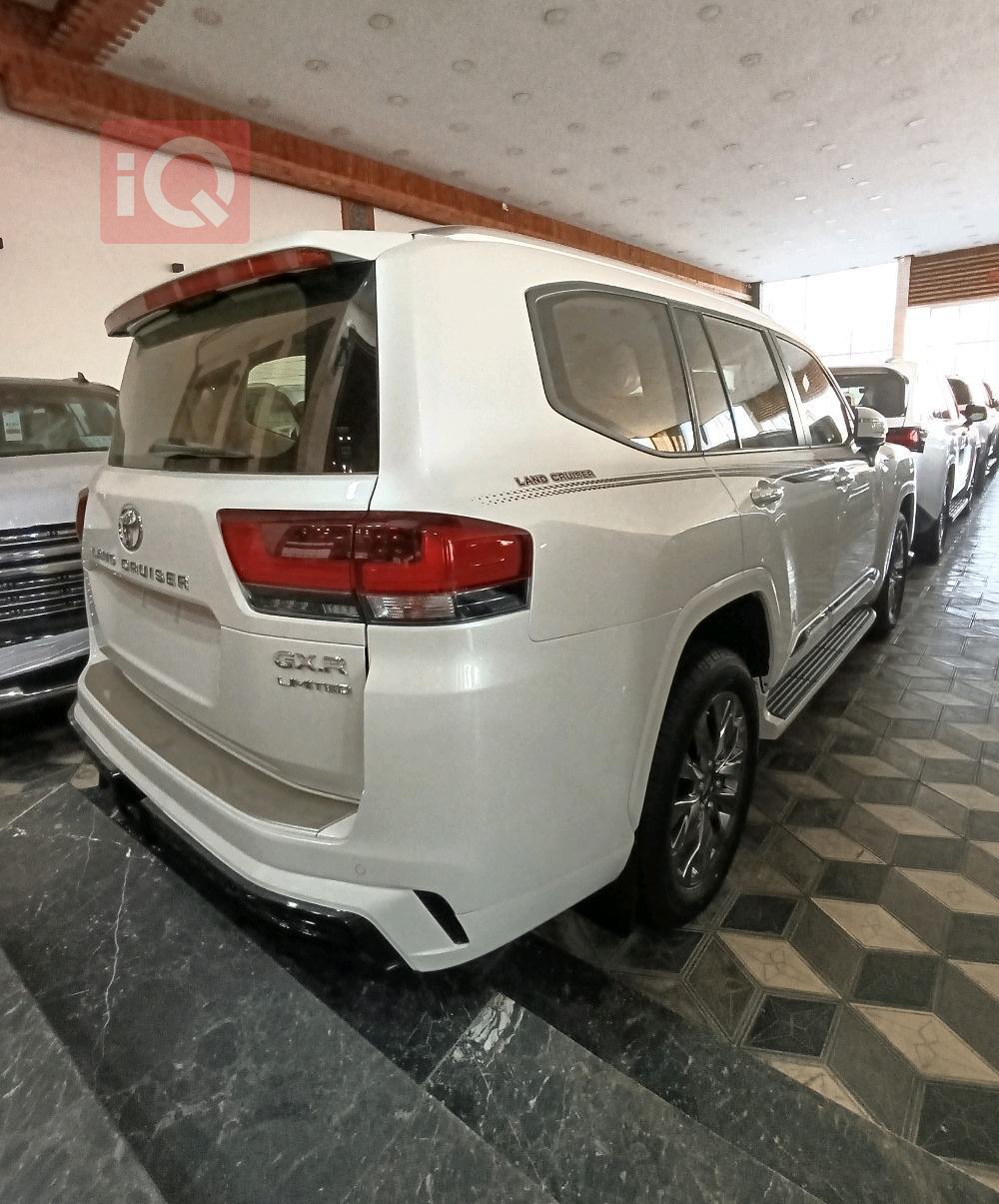 تويوتا لاندكروزر